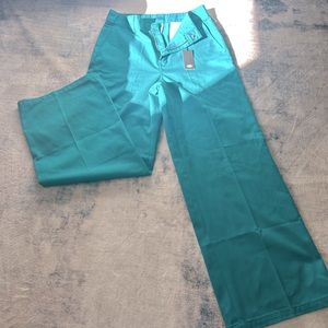 NEW WITH TAGS Women’s Dickies wide legs pants